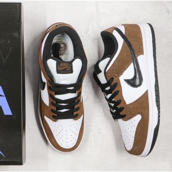 SB Dunk Low SP Trail End Brown