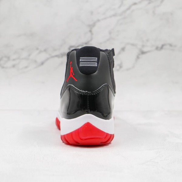Air Jordan 11 Bred