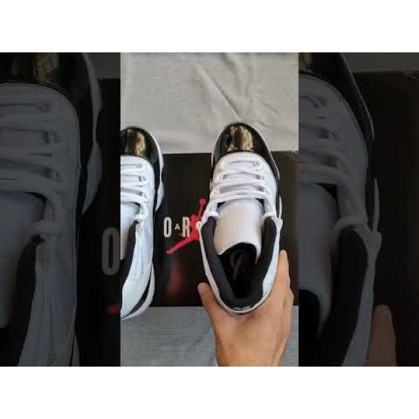 Air Jordan 11 Concord
