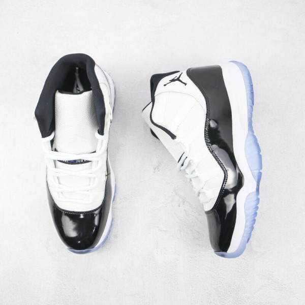 Air Jordan 11 Concord