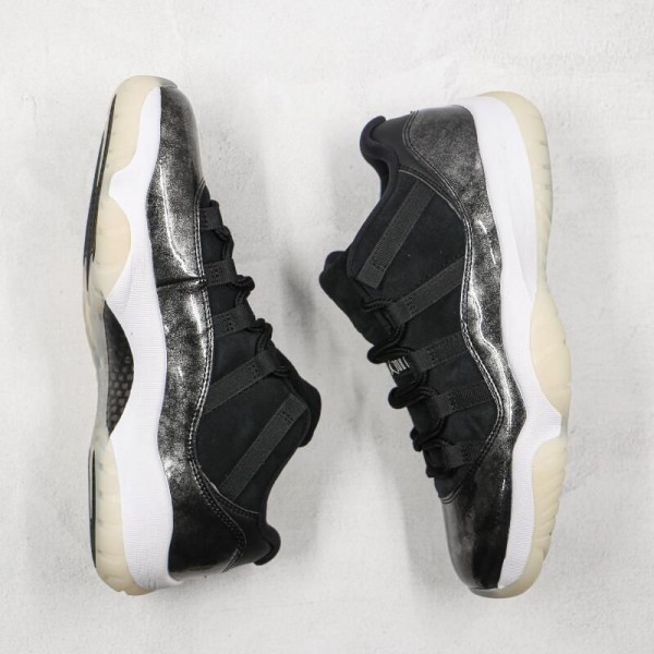 Air Jordan 11 Low Barons