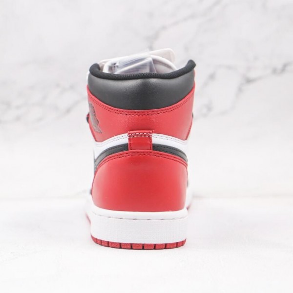 Air Jordan 1 Black Toe