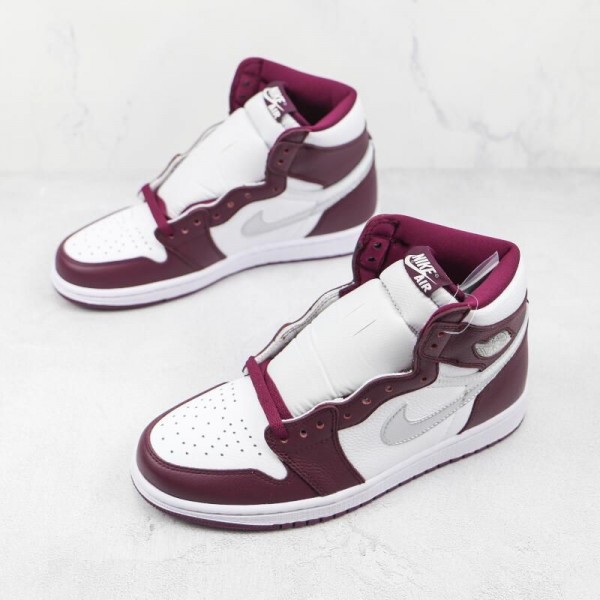 Air Jordan 1 High OG Bordeaux
