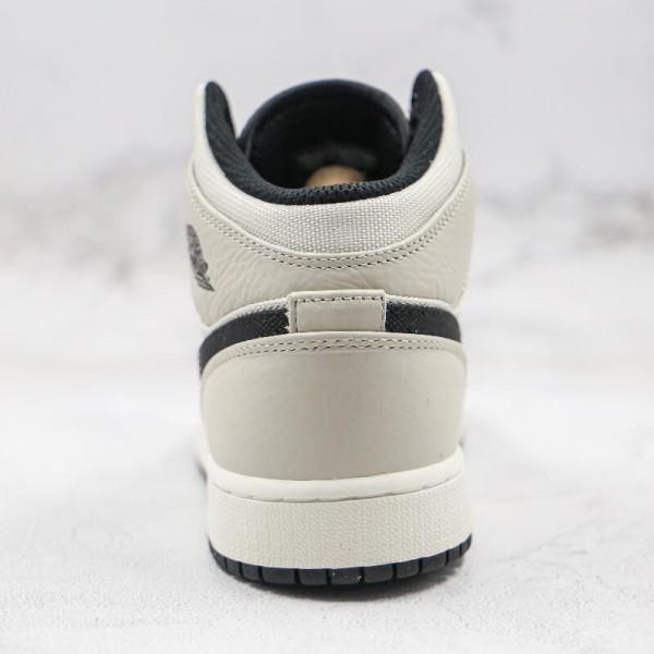 Air Jordan 1 Mid Light Bone