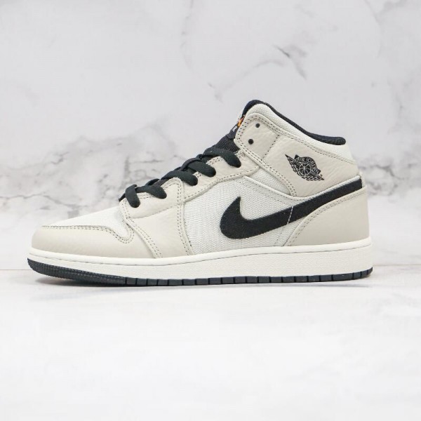 Air Jordan 1 Mid Light Bone