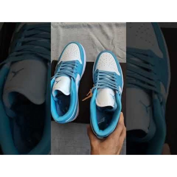 Air Jordan 1 Low UNC