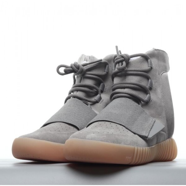 Yeezy 750 Boost Light Grey