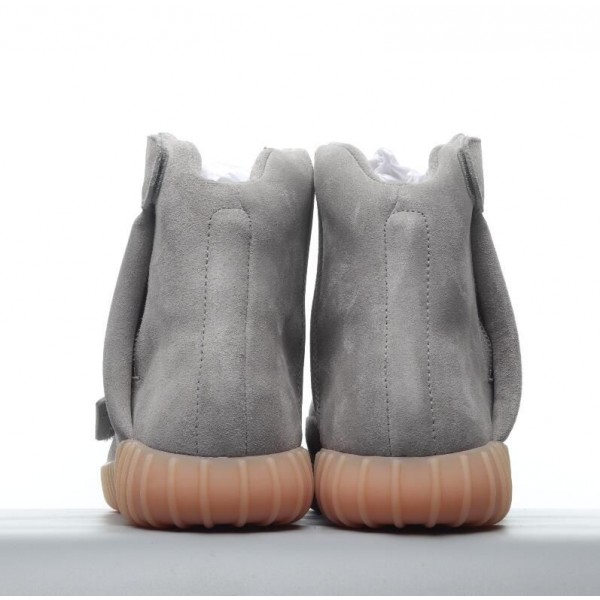 Yeezy 750 Boost Light Grey