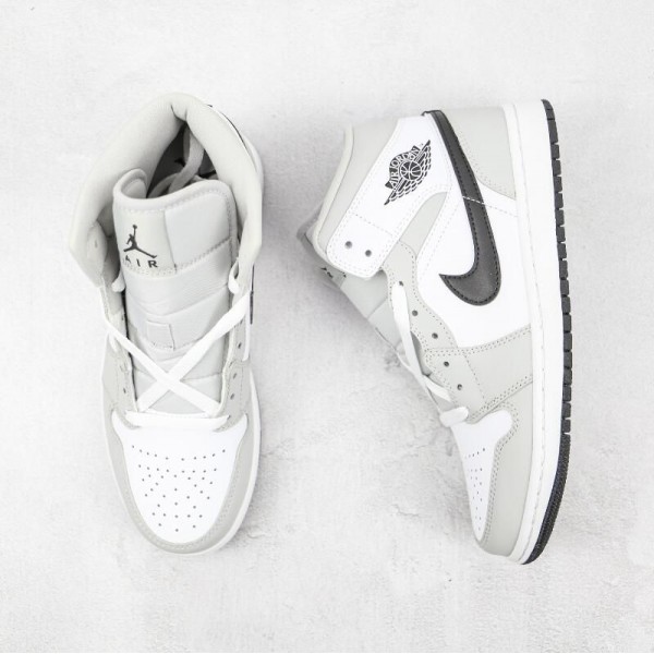 Air Jordan 1 Mid Light Smoke Grey