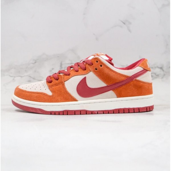 SB Dunk Low Orange label