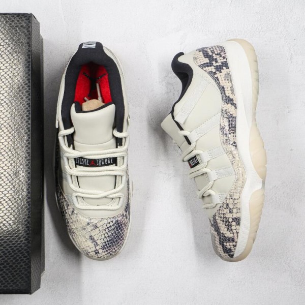 Air Jordan 11 Low SE Snakeskin