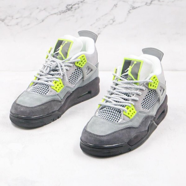 Air Jordan 4 SE Neon