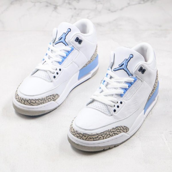 Air Jordan 3 UNC