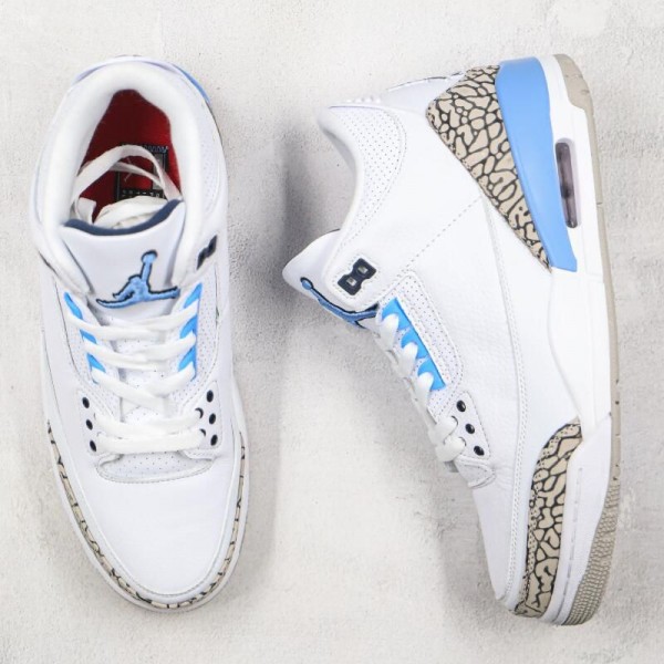 Air Jordan 3 UNC