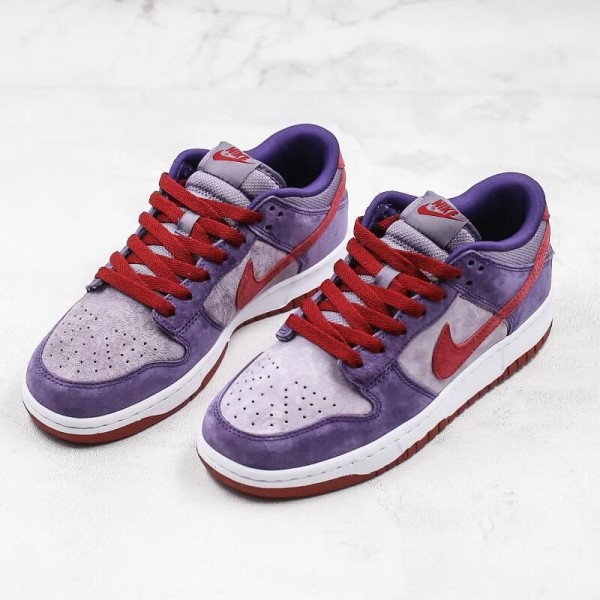 SB Dunk Plum