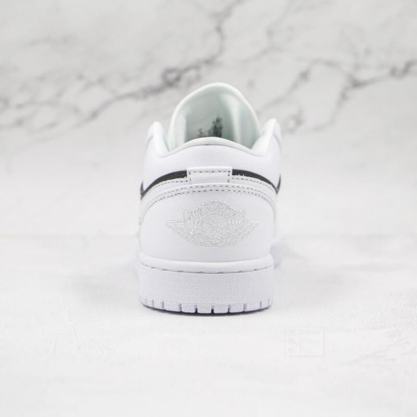 Air Jordan 1 Low Panda