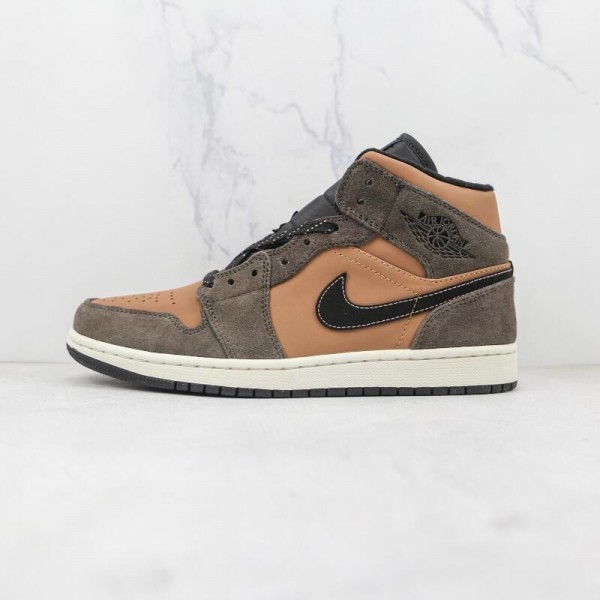 Air Jordan 1 Mid Chocolate