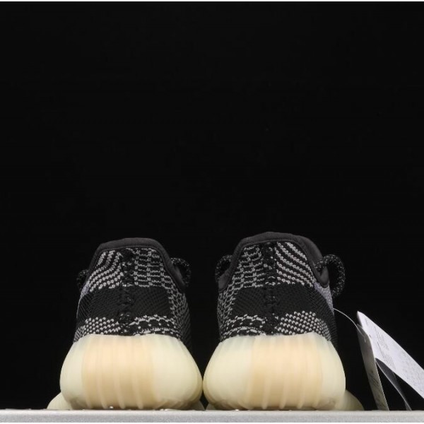 Kids Yeezy Boost 350 V2 Oreo