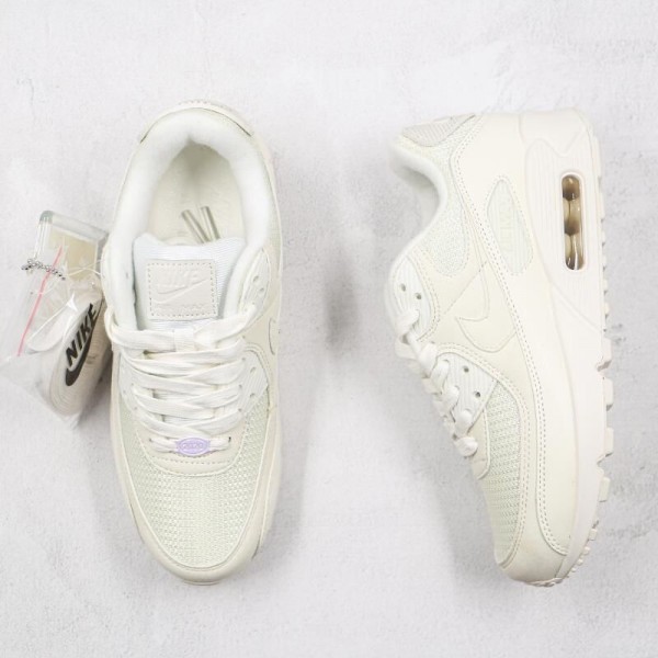 Air Max 90 Essential