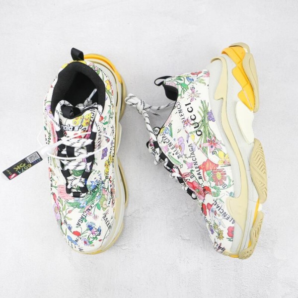Balenciaga Triple S Flowers