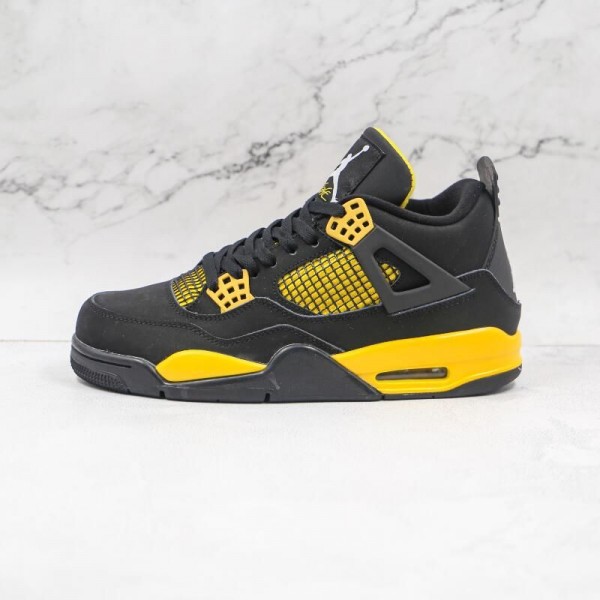 Air Jordan 4 Thunder