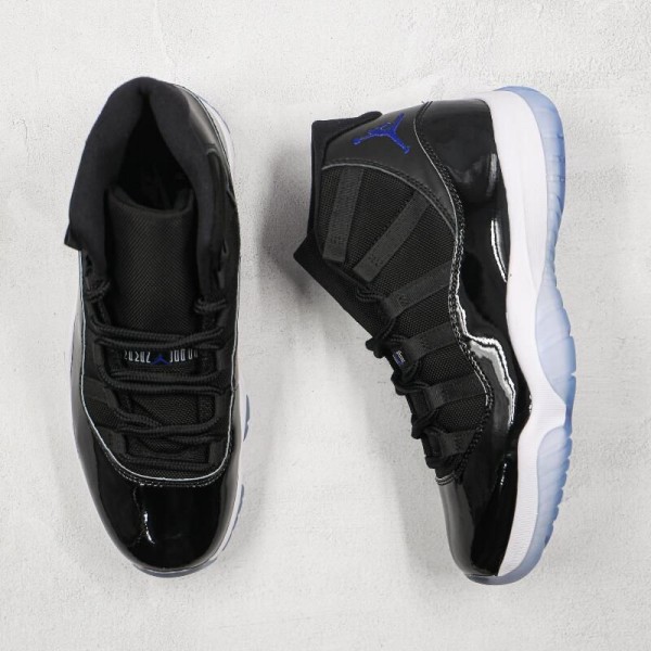 Air Jordan 11 Space Jam