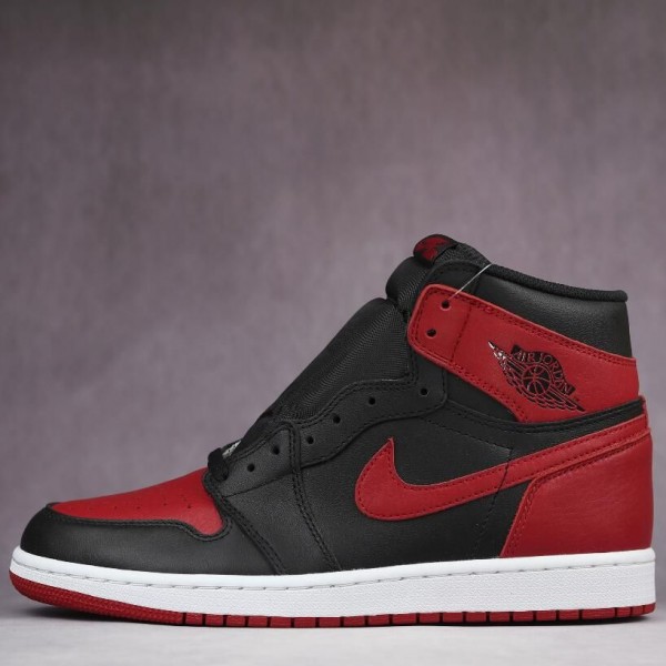 Air Jordan 1 High Banned