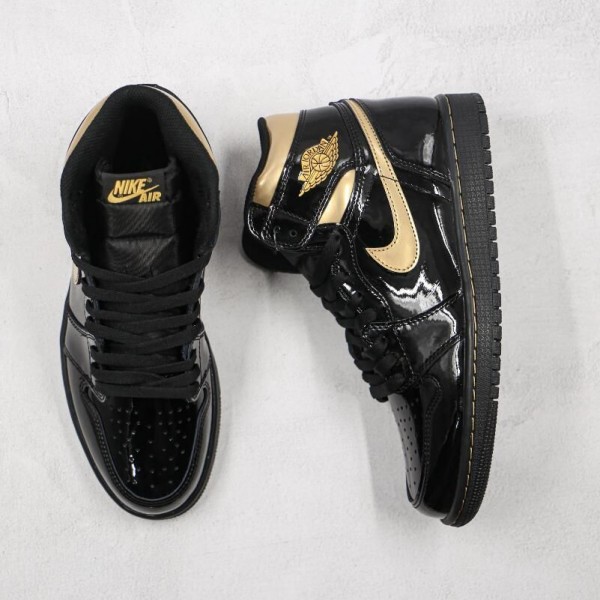 Air Jordan 1 High OG Black Metallic Gold