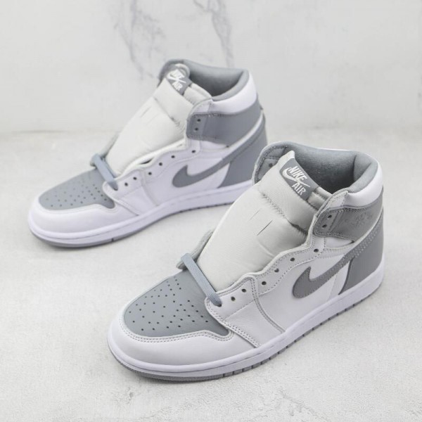 Air Jordan 1 High OG Stealth