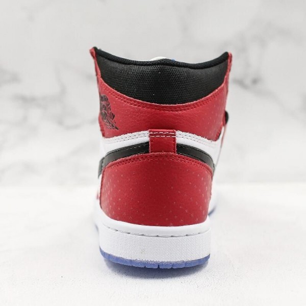 Air Jordan 1 High OG Chicago Crystal