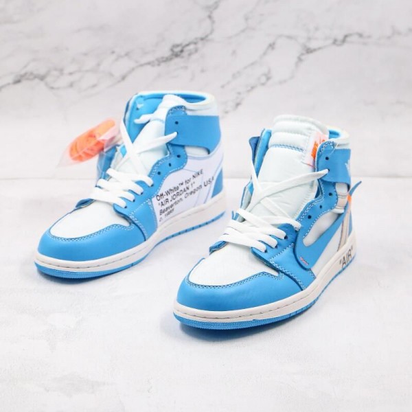 Air Jordan 1 UNC