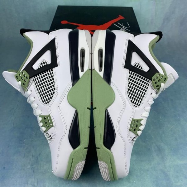 Air Jordan 4 Retro Seafoam