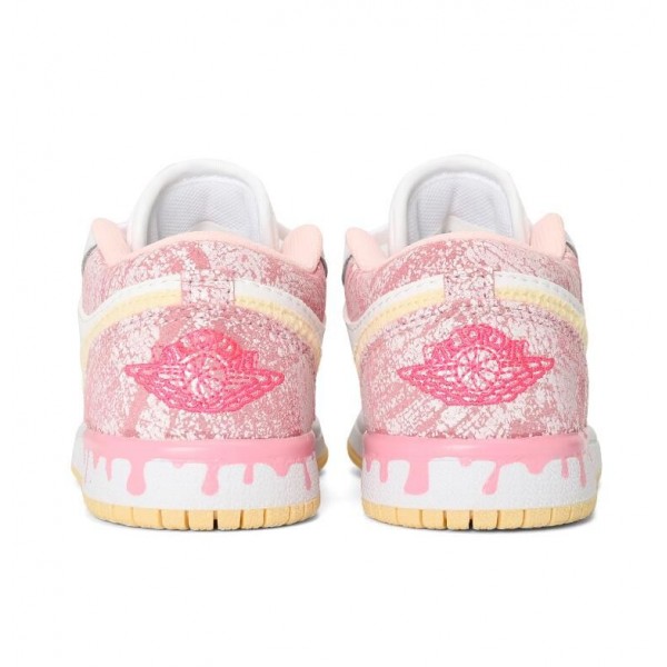 Kids Jordan 1 Low Light Pink