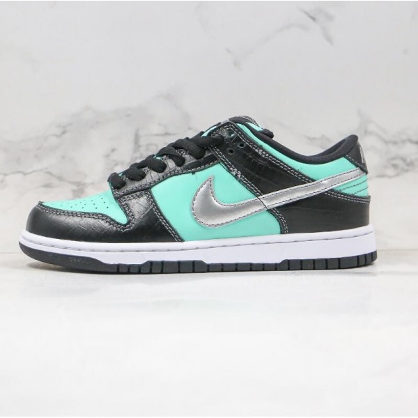 Diamond Supply Co. X SB Dunk Low Pro Tiffany