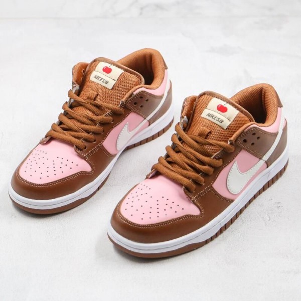 SB Dunk Low Pro Cherry