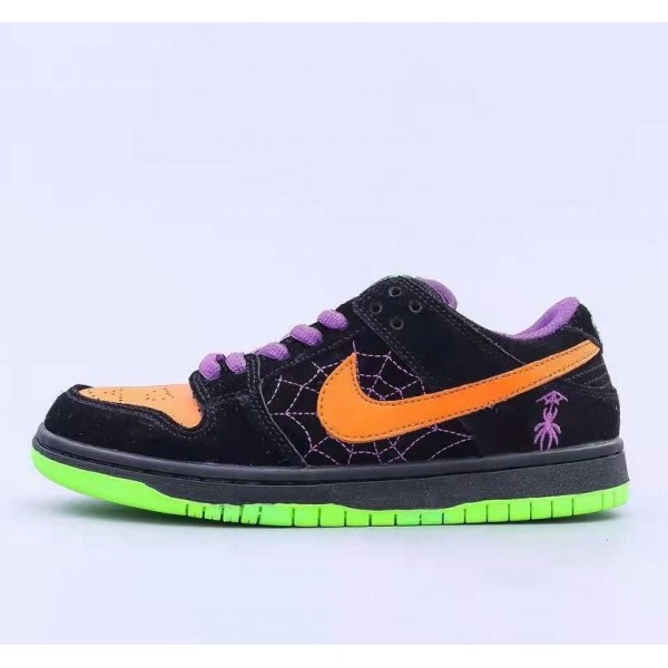 SB Dunk Low Night of Mischief