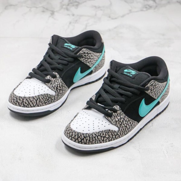 SB Dunk Low PRO Elephant