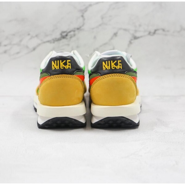 LDV Waffle x Sacai Running Sneakers Green
