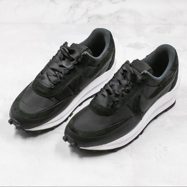 Sacai x LDV Waffle Black Running