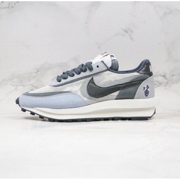 LDV Waffle x Sacai Running Gray