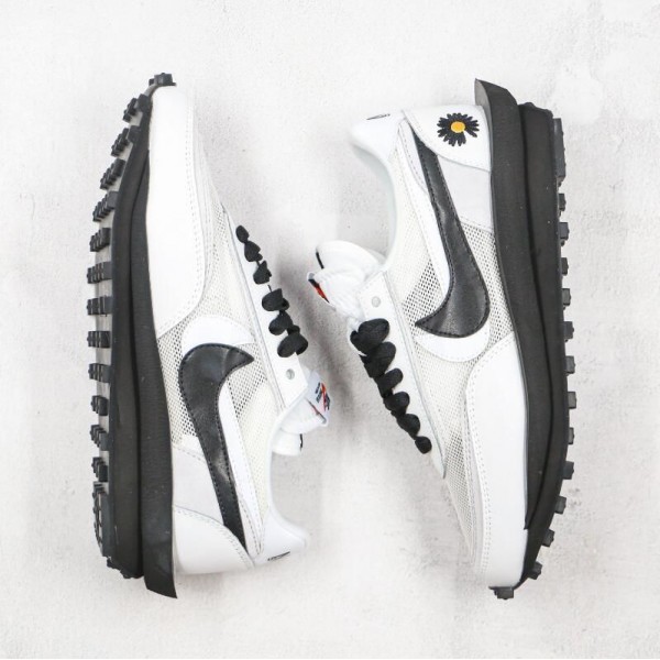 PEACEMINUSONE x Sacai x LDV Waffle Daybreak