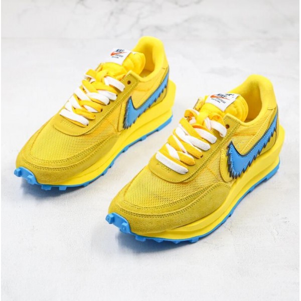 LDV Waffle x Sacai Running Yellow
