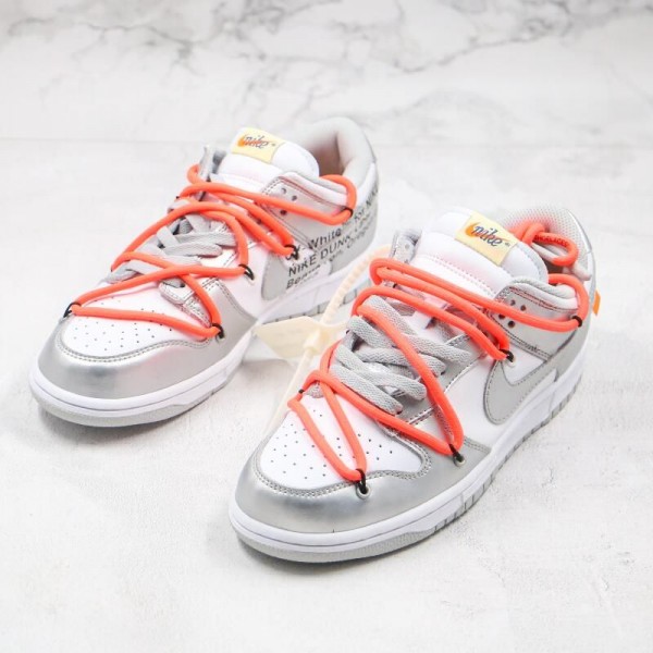 SB Dunk Low OW