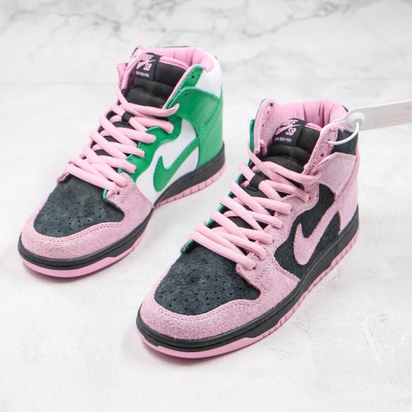 SB Dunk High Invert Celtics