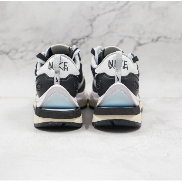 Sacai x Pegasus Vaporwaffle SP Black