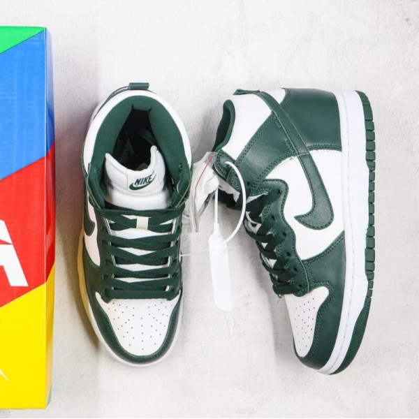 Dunk High SP Pro Green