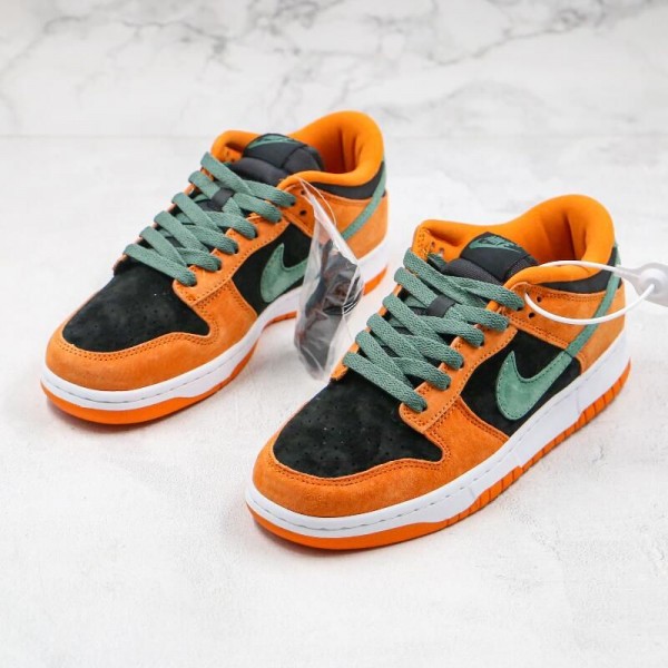 SB Dunk Low SP Ceramic