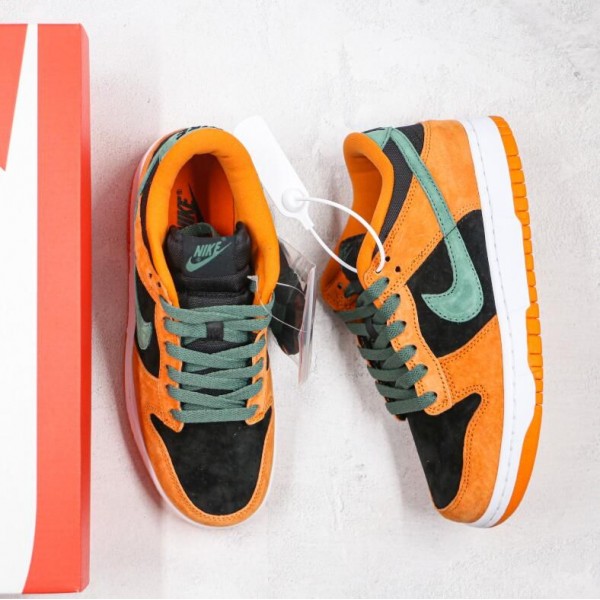 SB Dunk Low SP Ceramic