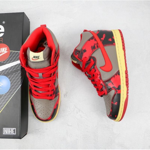 Dunk High Red Camo