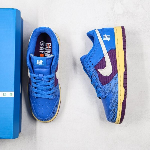 UNDEFEATED x Dunk Low